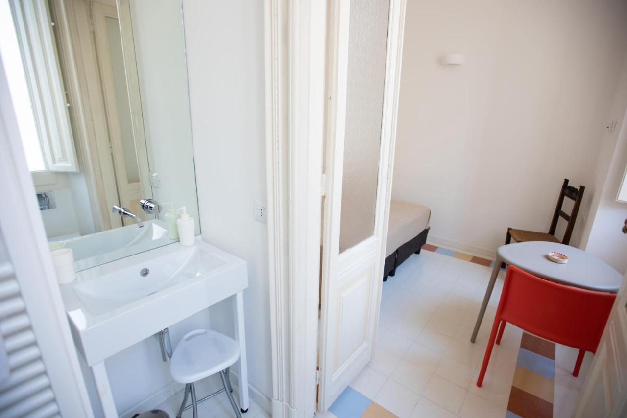 B&B Angioy 18 Cagliari Exterior foto
