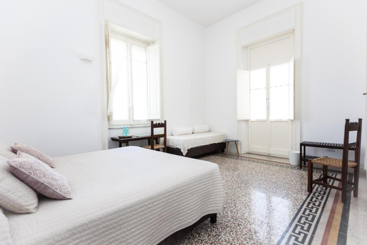 B&B Angioy 18 Cagliari Exterior foto